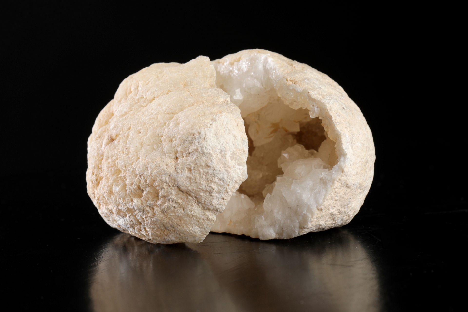 Geoda- wnętrze pełne magii