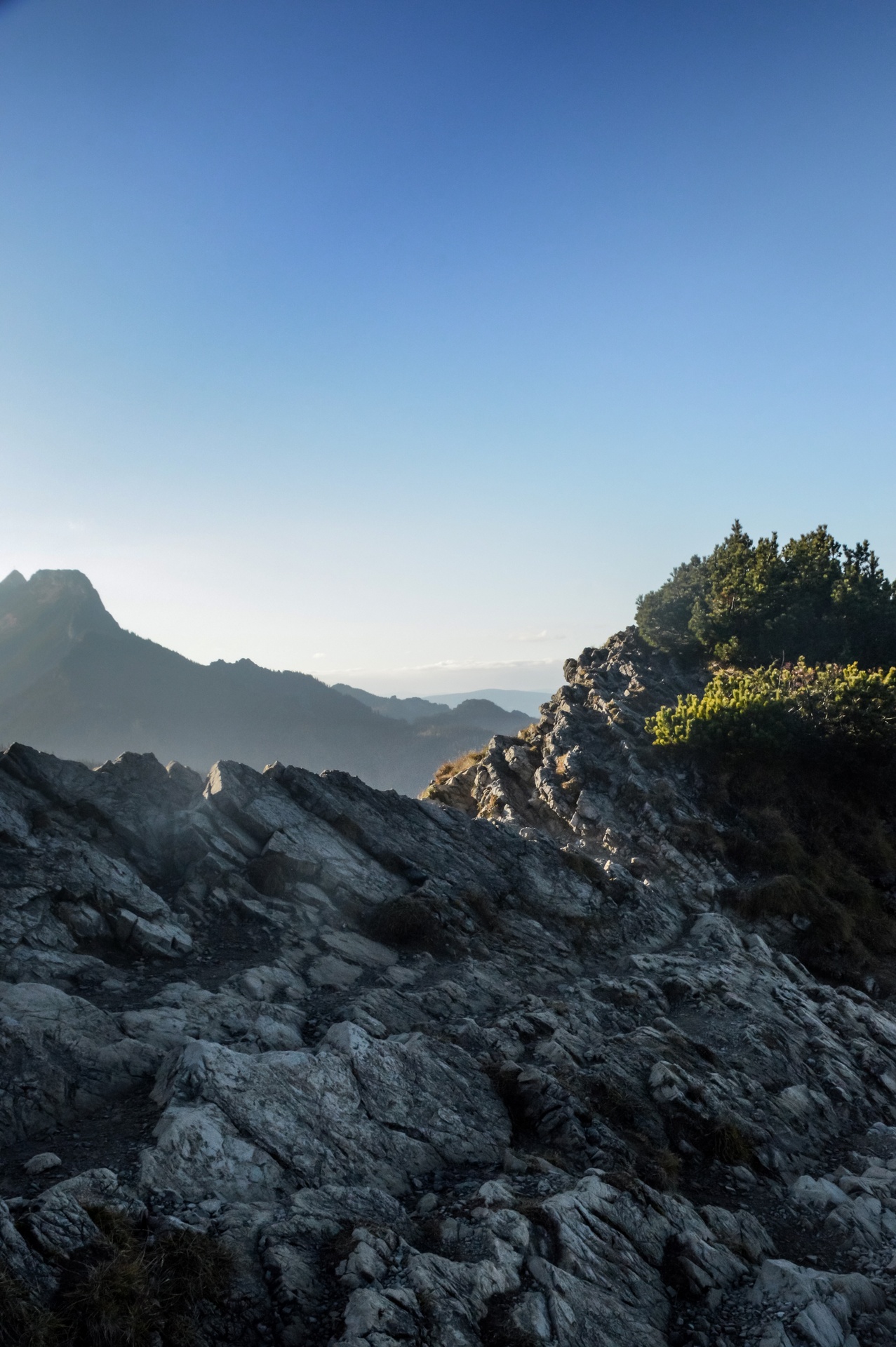 Skalna gra świateł