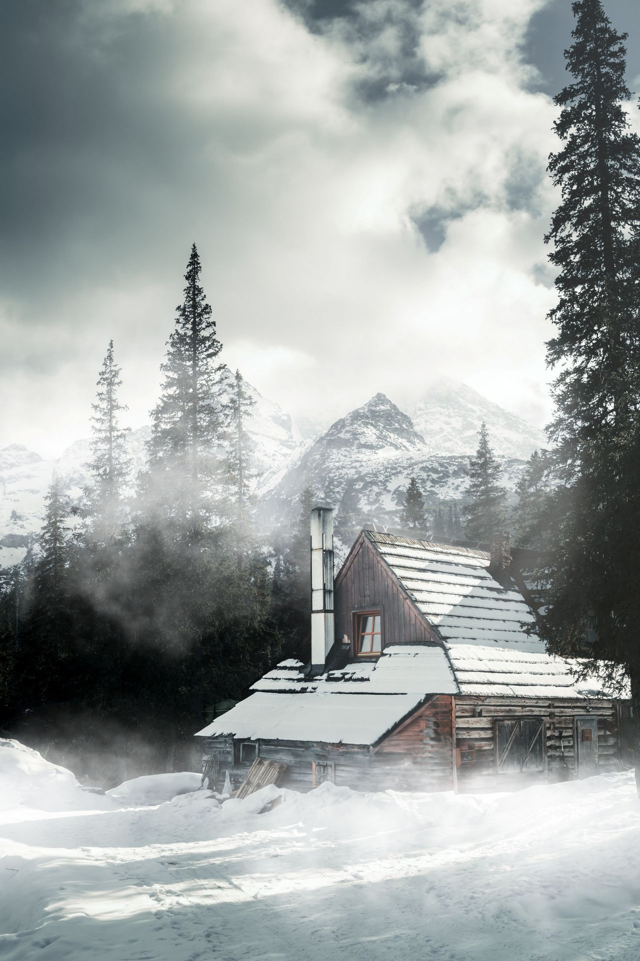 Królestwo ciszy - chatka wśród gór