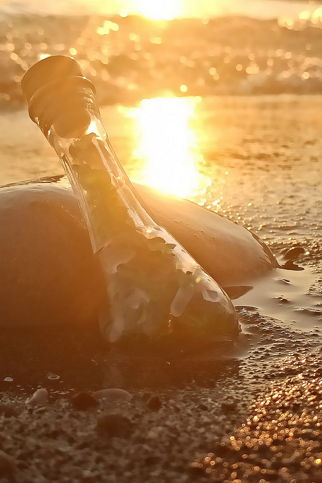 Morskie szkło w objęciach fal