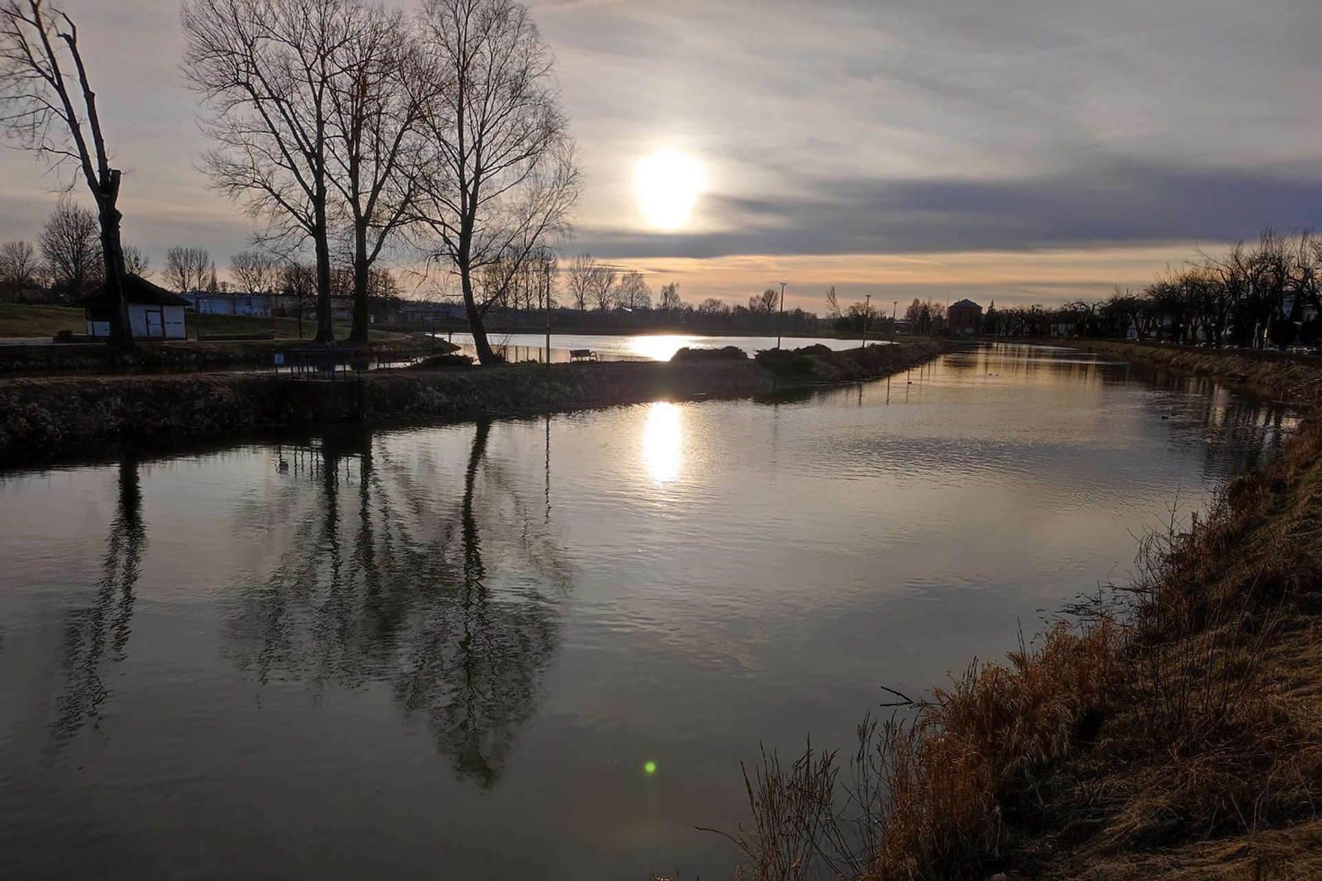 Zachód  nad lustrem Wilgi 