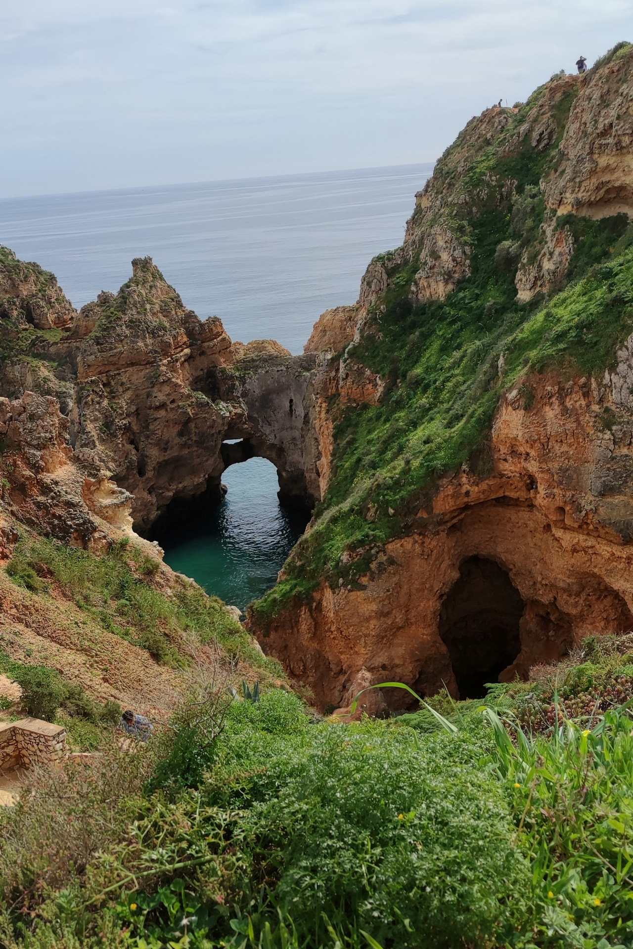 Wapienna grota-cuda rzeźbione przez lata