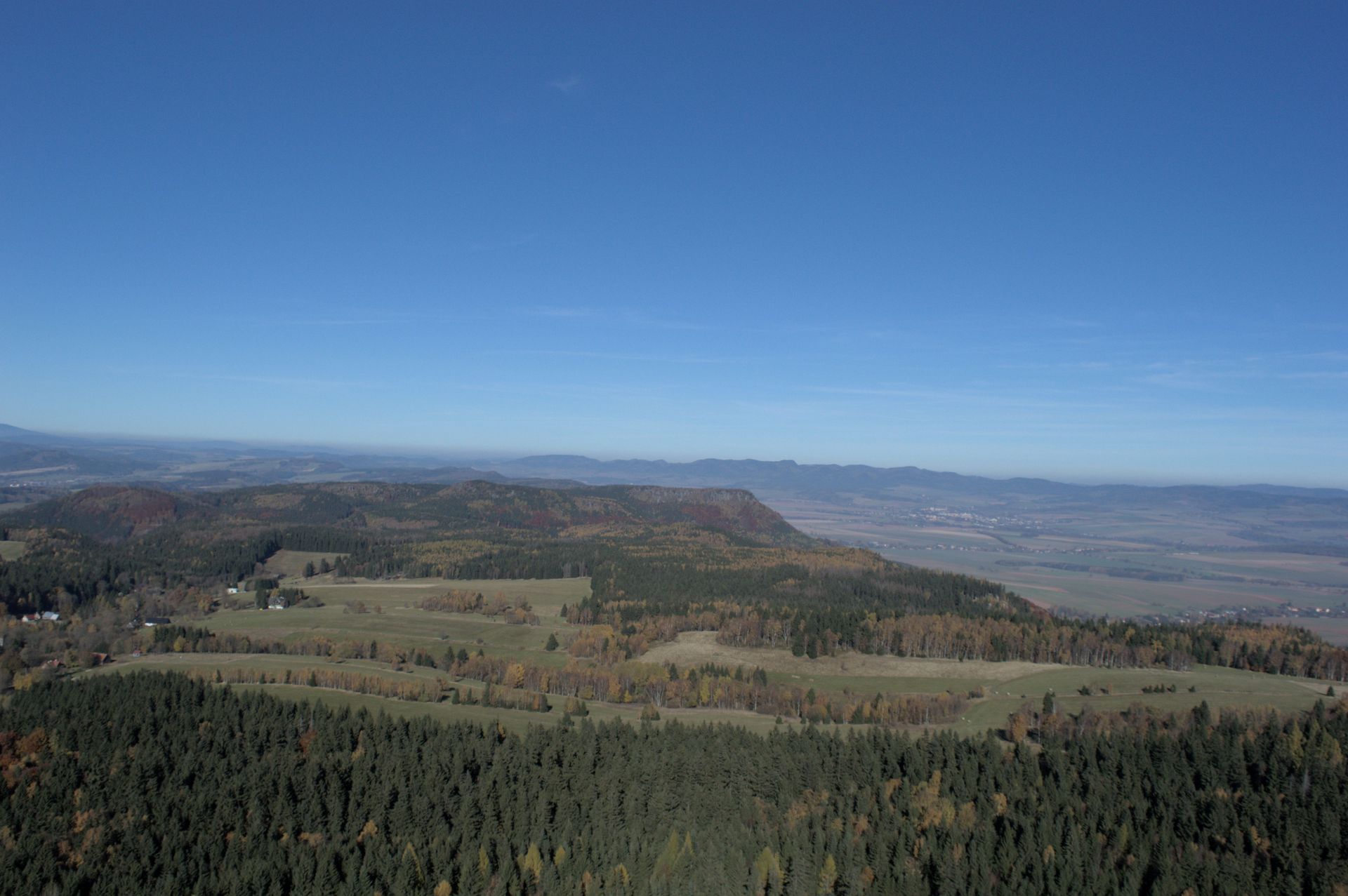 Panorama z punktu widokowego z Gór Stołowych