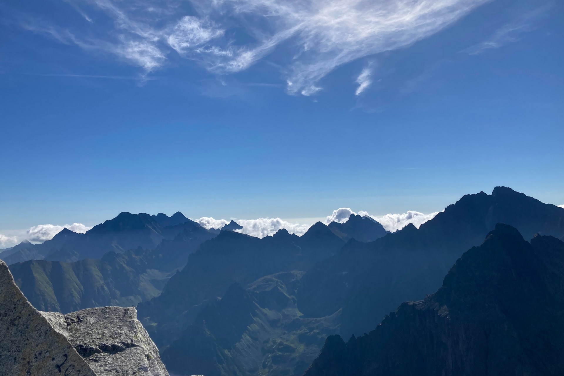 W krainie chmur wysoko ponad światem